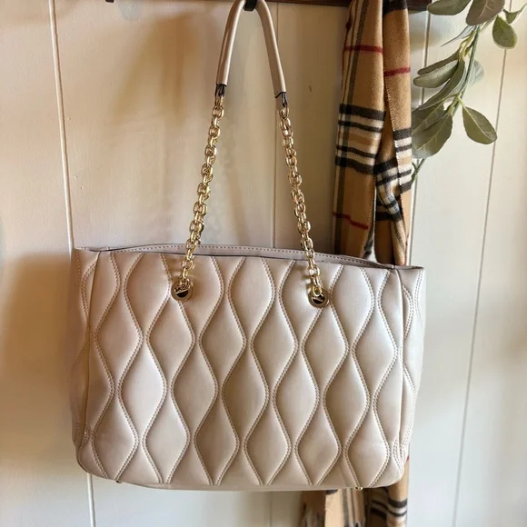 🚨3 for $15 Nine West Aurelie Carryall Handbag Quilted Design Cream Cement Color - Picture 5 of 16